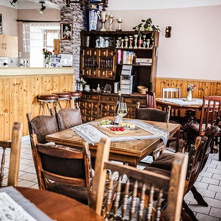 Staj Newport Hotel Dolní Domaslavice Eksteriør billede