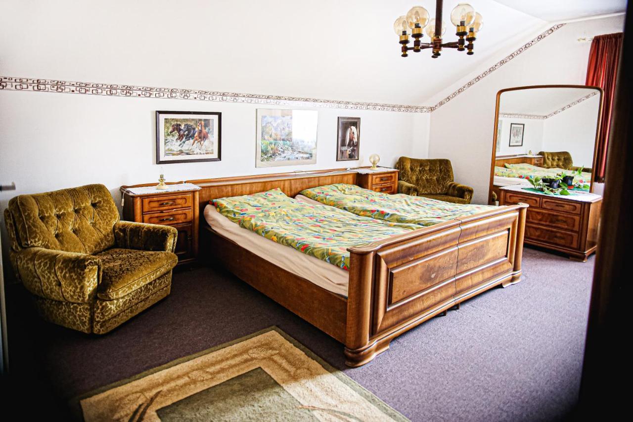 Staj Newport Hotel Dolní Domaslavice Eksteriør billede